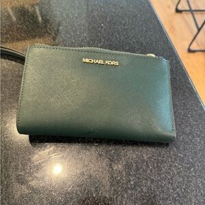 Michael Kors wristlet/wallet